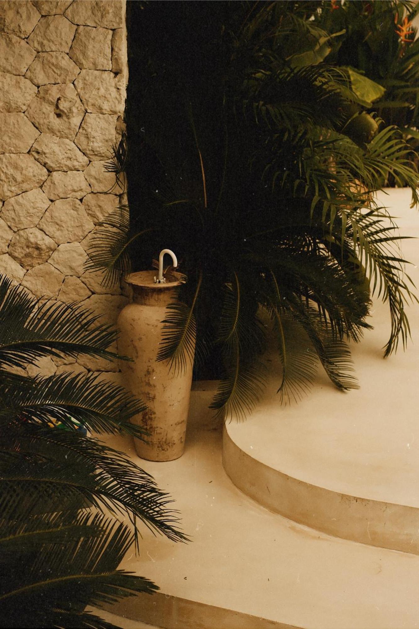 Casa Ulu Boutique Hotel And Retreat, Adult-Only, Uluwatu Εξωτερικό φωτογραφία